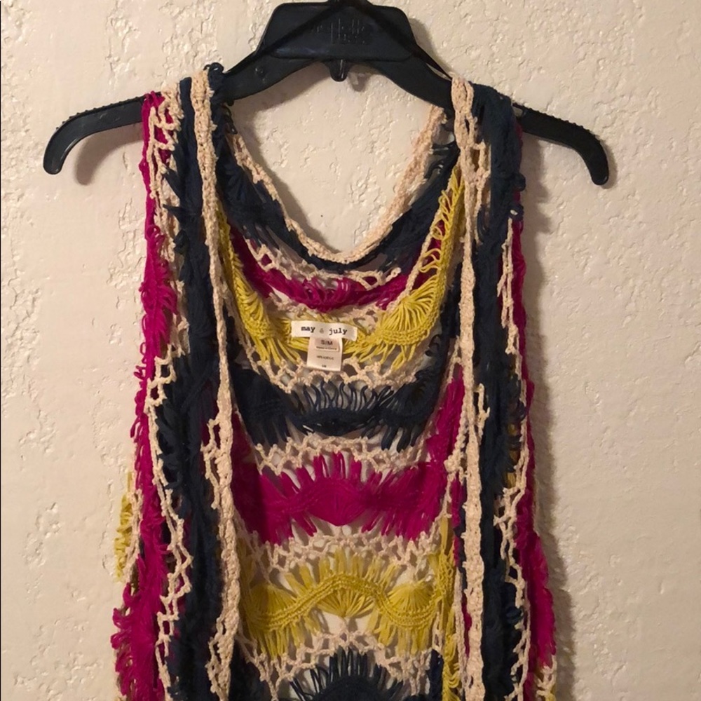 Sleeveless cardigan